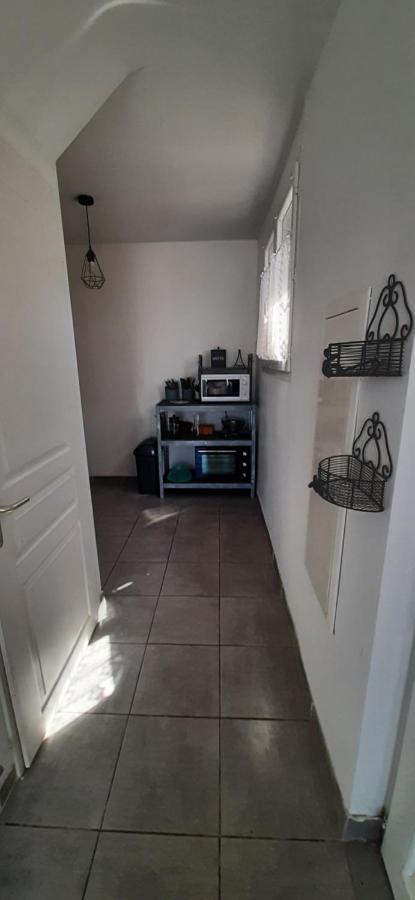 Jolie Maisonnette A Proximite De Toutes Commodites Сент-Марі-де-ла-Мер Екстер'єр фото