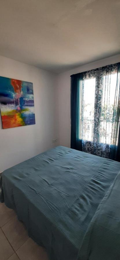 Jolie Maisonnette A Proximite De Toutes Commodites Сент-Марі-де-ла-Мер Екстер'єр фото